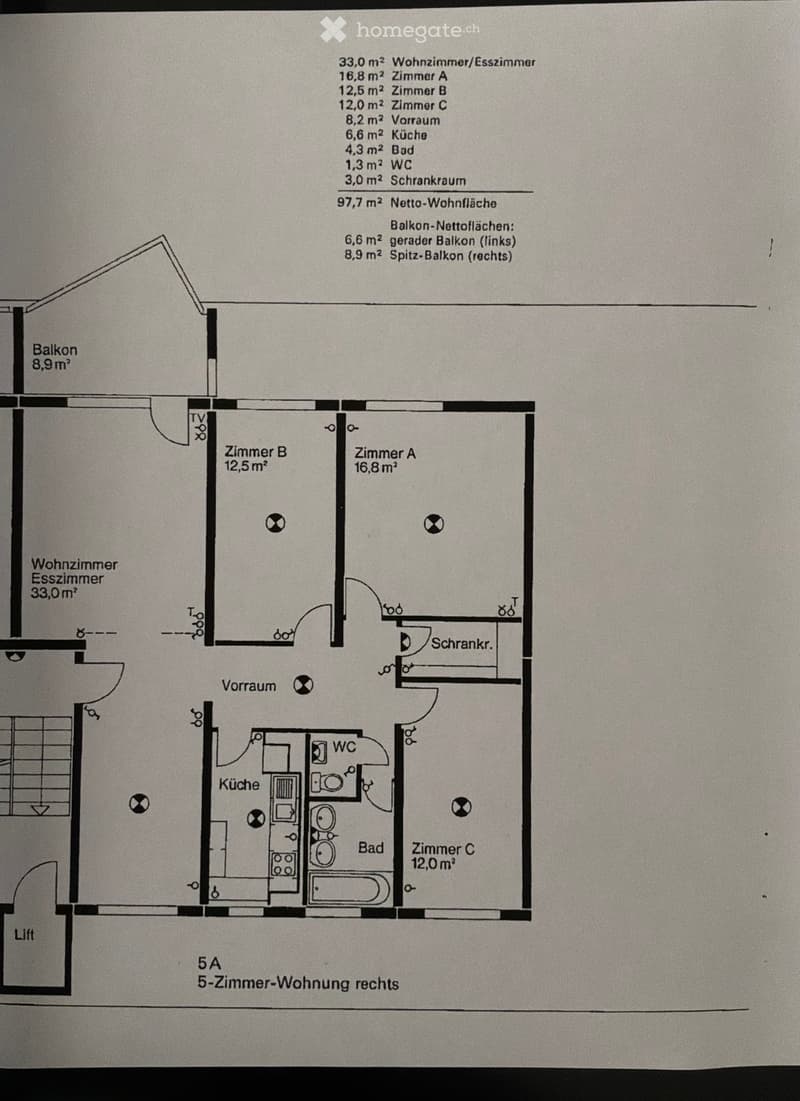 Floor plan of a 5-room apartment with a living/dining room, three bedrooms, kitchen, bathroom, WC, and storage closet. Includes two balconies.