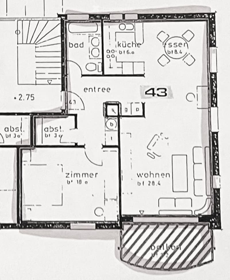 Floor plan of a house with labeled rooms including living room, kitchen, bedroom, bathroom, and entrance.
