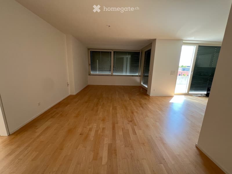 Vermietung einer lichtdurchfluteten Attikawohnung in Design-Haus auf Zeit (bis 2031) (12)