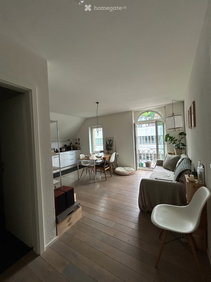 Charmante 2-Zimmer-Wohnung mit Balkon gleich beim Bahnhof St. Gallen (3)