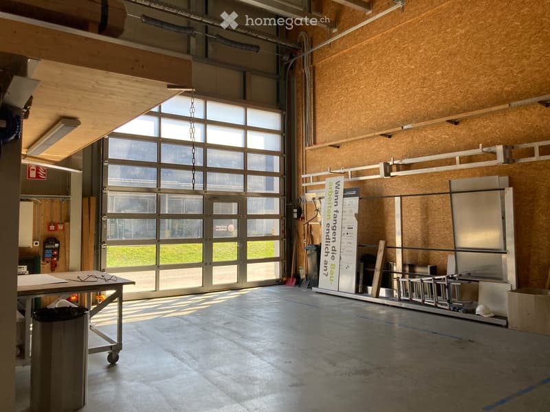 Flexible Gewerbehalle mit Büroflächen an sehr guter Verkehrslage in Pfungen (5)
