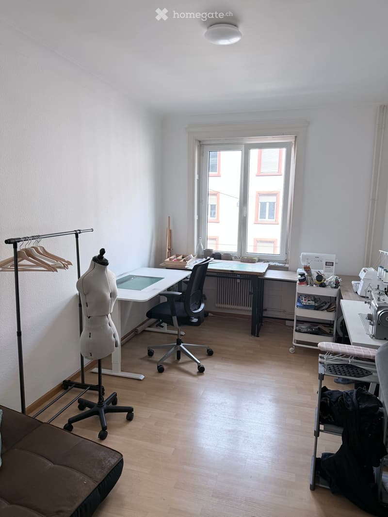 Möbilierte, Helle 2-Zimmer-Wohnung mit Balkon zur Untermiete ab September 2026 bis Februar 2027 (3)