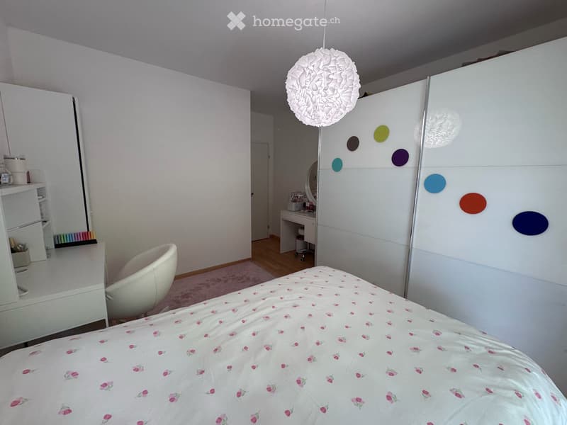 Spacious 6.5-Room Ground Floor Apartment with Private Garden and Terrace (10)
