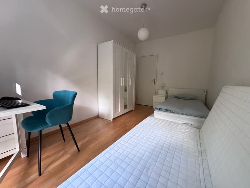 Spacious 6.5-Room Ground Floor Apartment with Private Garden and Terrace (12)