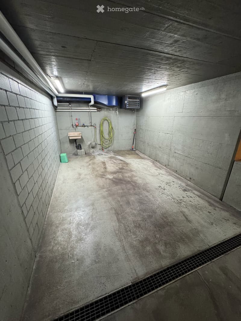 Tiefgarage in Erlenbach ZH (monatlich kündbar) (3)