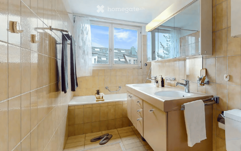 {"type": "Bathroom", "objects": ["bathtub", "sink", "mirror", "faucet", "towel", "toilet", "faucet", "faucet", "faucet", "faucet", "faucet", "faucet", "faucet", "faucet", "faucet", "faucet", "faucet", "faucet", "faucet", "faucet", "faucet", "faucet", "fau