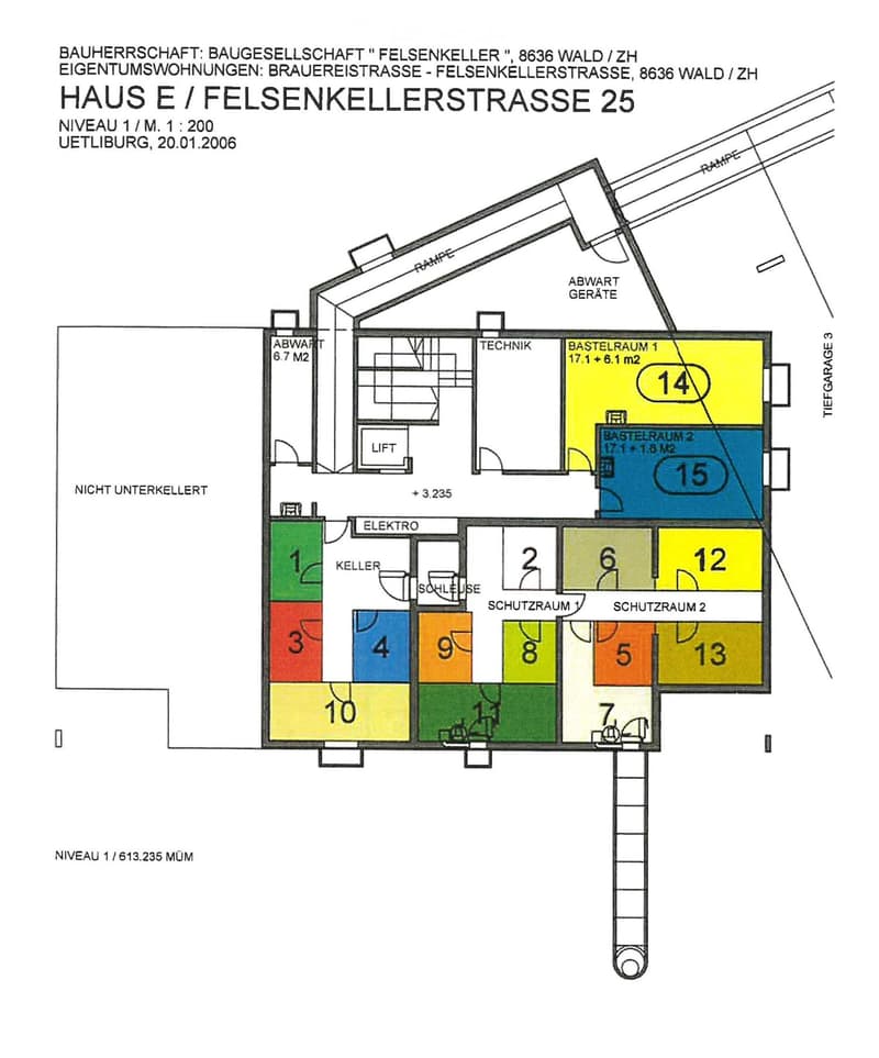 Floor plan of Haus E / Felsenkellerstrasse25, showing various rooms and areas including basement, storage, technical room, and garage.