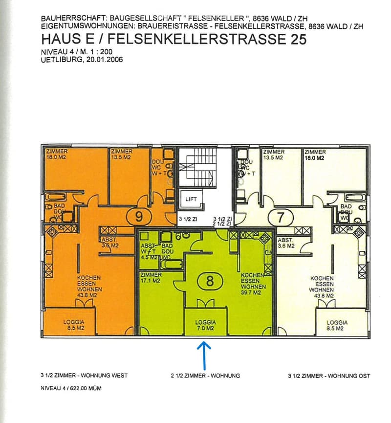 Floor plan of Haus E / Felsenkellerstrasse25, level 4, showing three apartments: 3.5-room west, 2.5-room central, and 3.5-room east, each with living, dining, kitchen, bedrooms, bathrooms, and loggias.