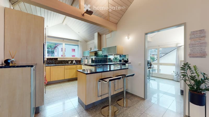 Spacious 4.5-Room Attic Apartment – Modern Living with Stunning View and Winter Balcony (5)