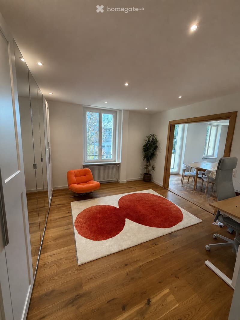 {"type": "Furnished Room", "objects": ["chair", "table", "chair", "chair", "chair", "chair", "chair", "chair", "chair", "chair", "chair", "chair", "chair", "chair", "chair", "chair", "chair", "chair", "chair", "chair", "chair", "chair", "chair", "chair",