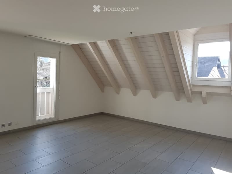 Wohnen mit Stil und Freiraum – Grosszügige 4.5-Zimmer-Maisonette im Herzen von Wahlen (4)