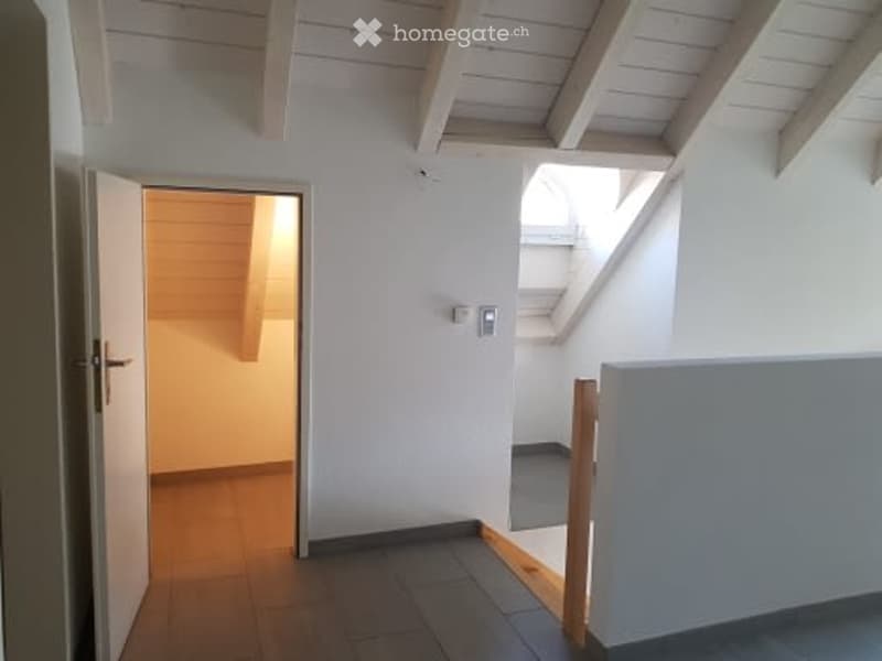 Wohnen mit Stil und Freiraum – Grosszügige 4.5-Zimmer-Maisonette im Herzen von Wahlen (15)