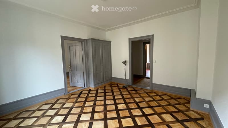 Charmante 3-Zimmer-Wohnung im Altbau (2)