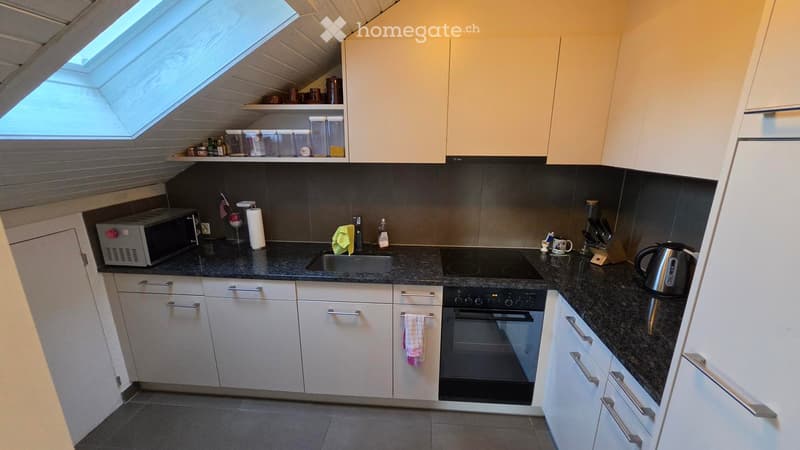 {"type": "Kitchen", "objects": ["microwave", "oven", "sink", "faucet", "cupboard", "cup", "oven mitt", "oven", "oven", "oven", "oven", "oven", "oven", "oven", "oven", "oven", "oven", "oven", "oven", "oven", "oven", "oven", "oven", "oven", "oven", "oven",