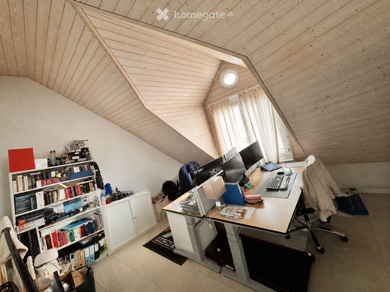 {"type": "Furnished Room", "objects": ["desk", "chair", "bookshelf", "laptop", "monitor", "keyboard", "mouse", "cabinet", "laptop", "laptop", "laptop", "laptop", "laptop", "laptop", "laptop", "laptop", "laptop", "laptop", "laptop", "laptop", "laptop", "la
