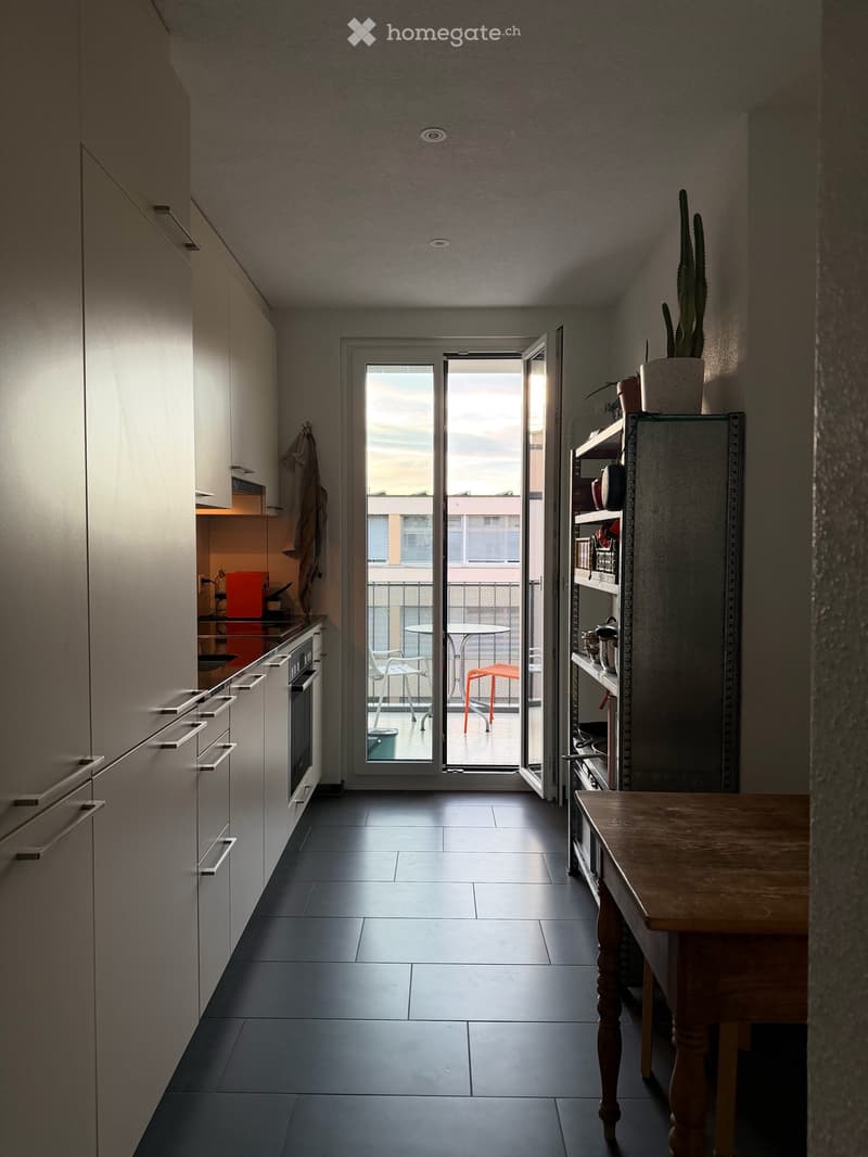 Möblierte 3.5-Zimmer-Wohnung befristet zur Untermiete (2)