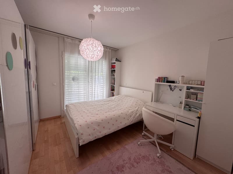 Spacious 6.5-Room Ground Floor Apartment with Private Garden and Terrace (10)