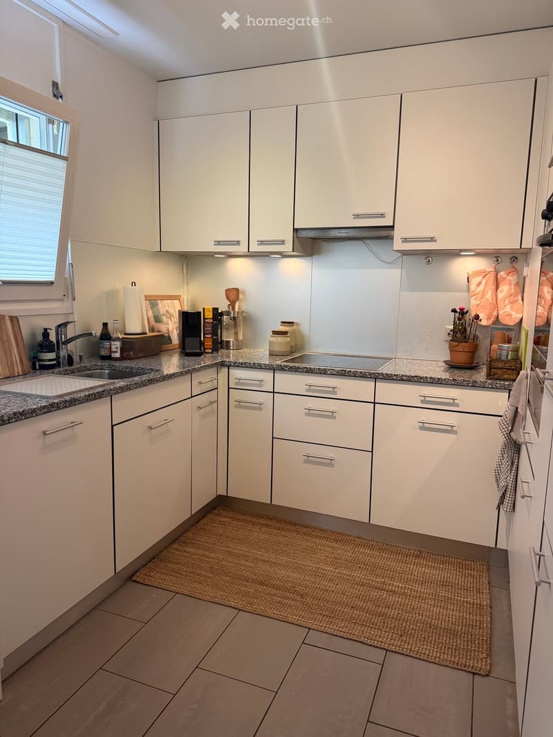 {"type": "Kitchen", "objects": ["sink", "faucet", "coffee maker", "cutting board", "oven", "oven mitts", "oven mitts", "oven mitts", "oven mitts", "oven mitts", "oven mitts", "oven mitts", "oven mitts", "oven mitts", "oven mitts", "oven mitts", "oven mitt