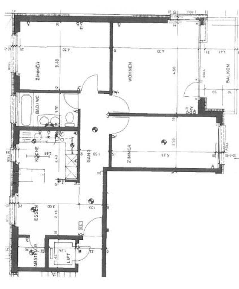 Floor plan of a multi-room apartment with labeled rooms including living room, kitchen, bedrooms, bathrooms, and a balcony.
