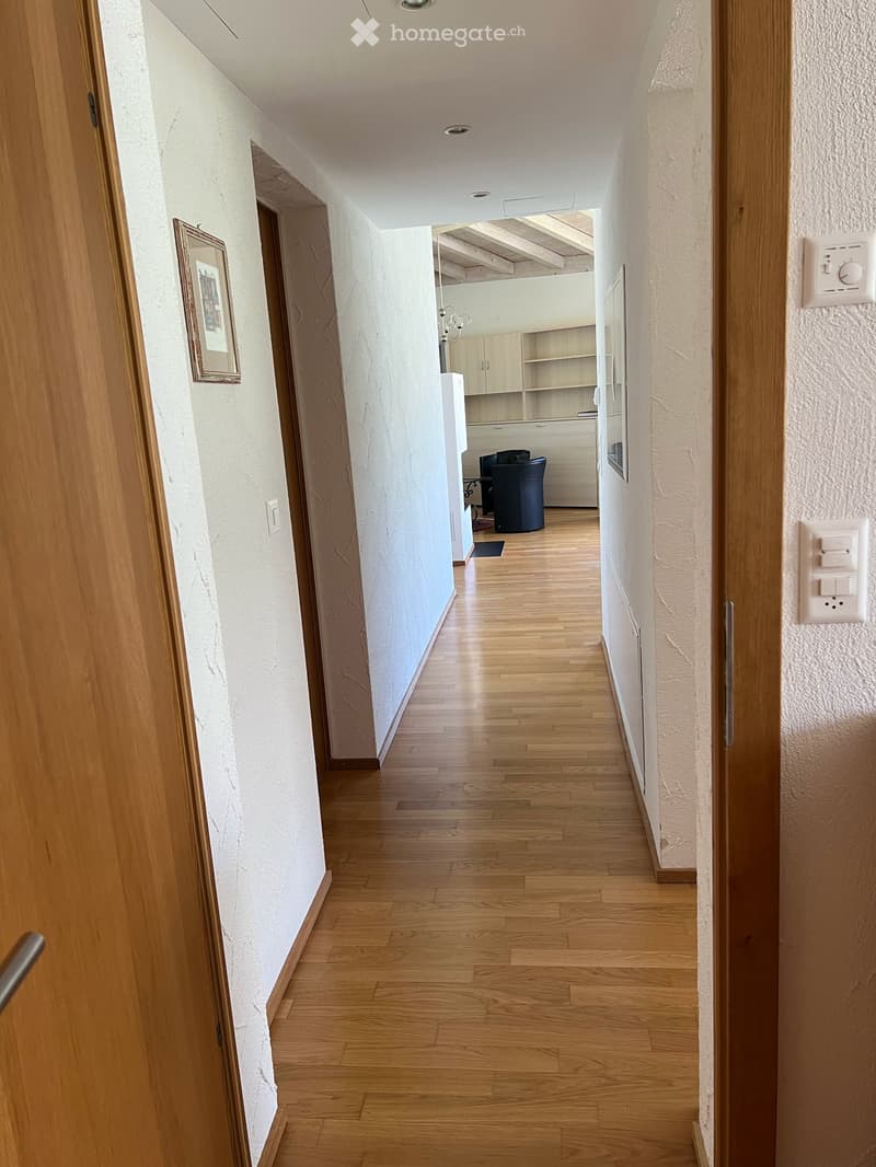 möbilierte 3.5-Zimmer-Wohnung in Flims Waldhaus (4)