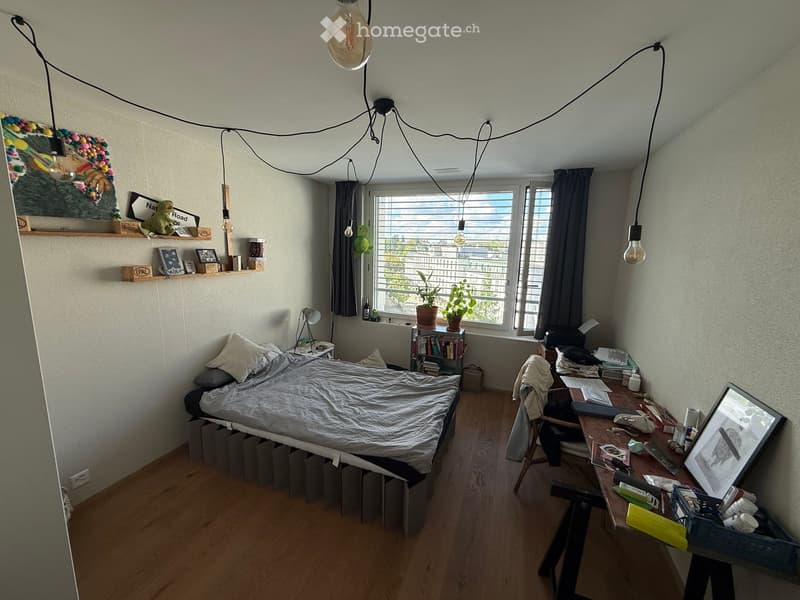 Helle 3.5-Zimmer-Wohnung mit Loggia und schöner Aussicht in Kloten (11)