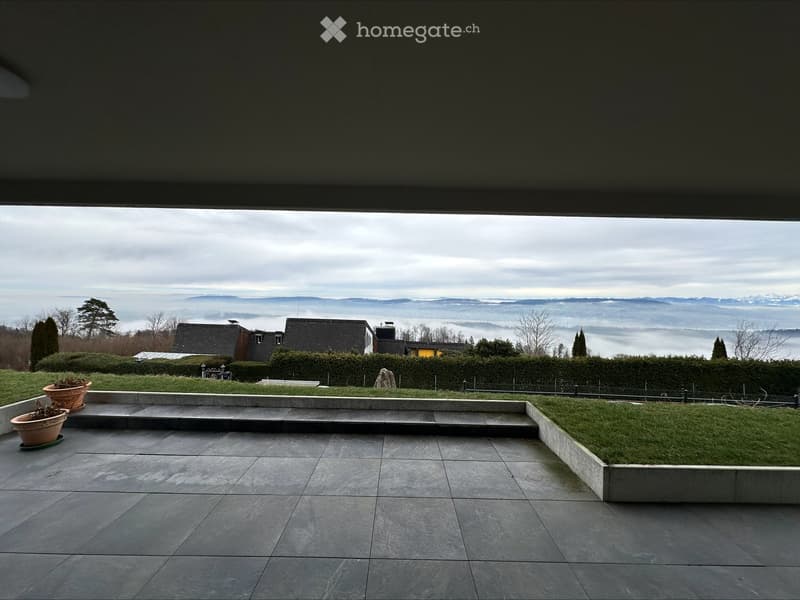 Exklusive 5.5-Zimmer Maisonette-Wohnung mit atemberaubendem Zürichsee- und Bergblick (5)