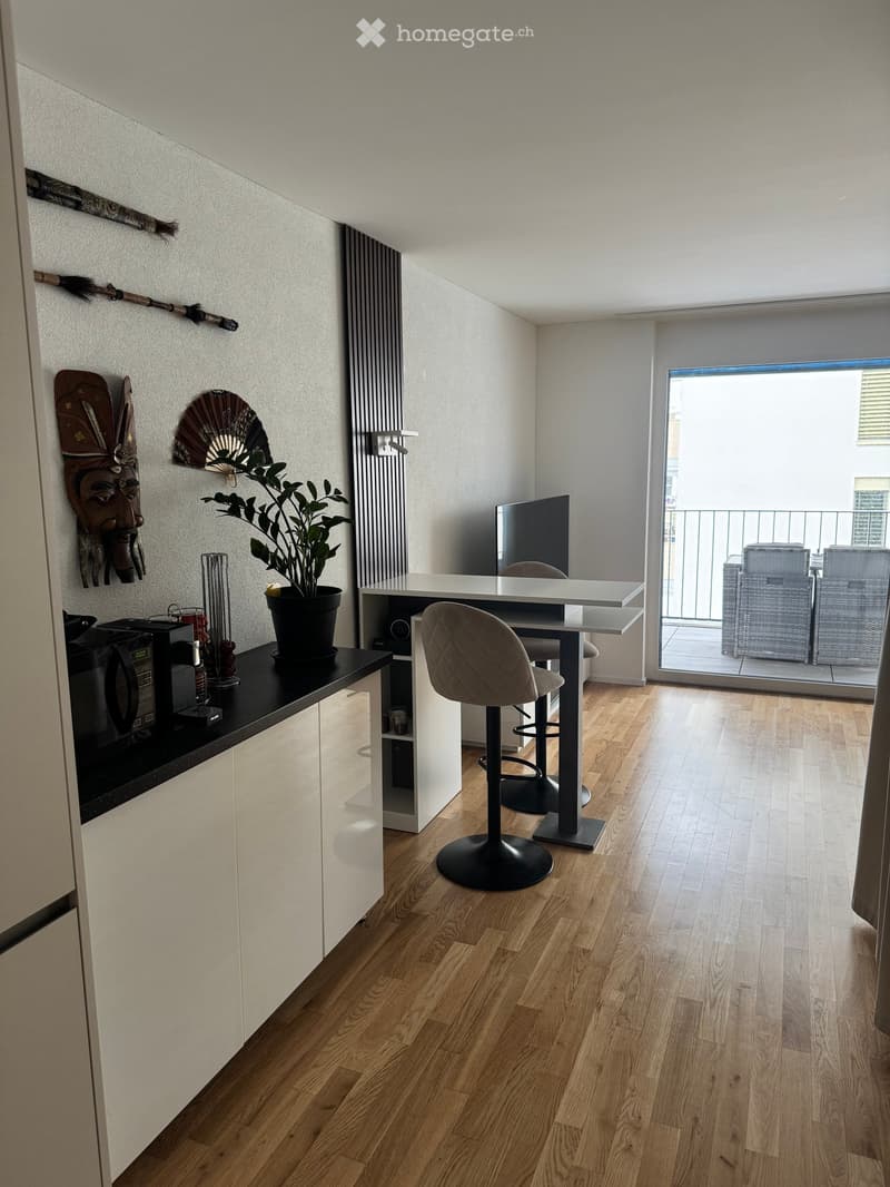 {"visible_features": ["Balcony / Terrace"], "type": "Furnished Room", "objects": ["stool chair", "table", "stool chair", "stool chair", "stool chair", "stool chair", "stool chair", "stool chair", "stool chair", "stool chair", "stool chair", "stool chair",
