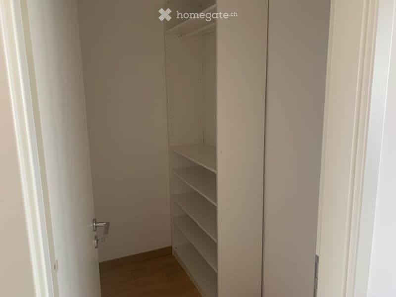 Appartement 4 pièces -2ème Etage avec grande  terrasse à Meyrin avec parking privé et cave (10)