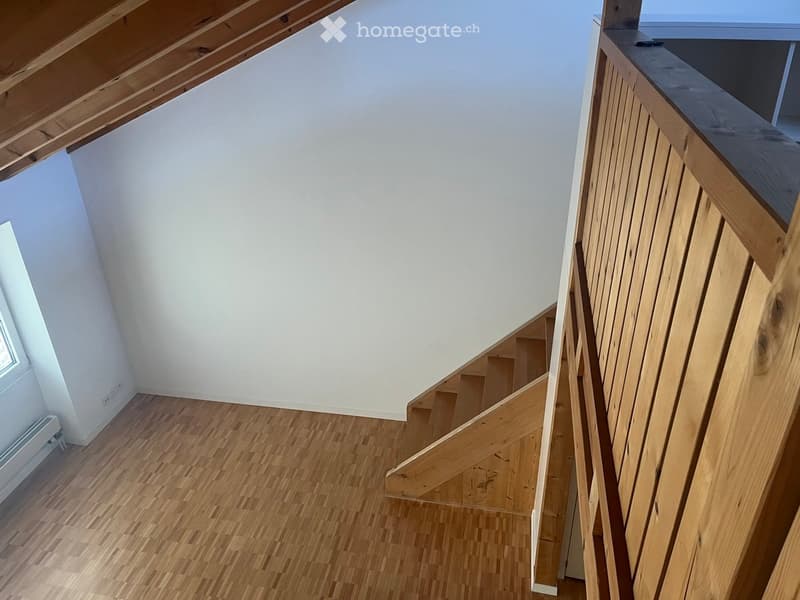 2-Zimmer Hauswartwohnung in Gewerbehaus / Maisonette mit offener Galerie (7)