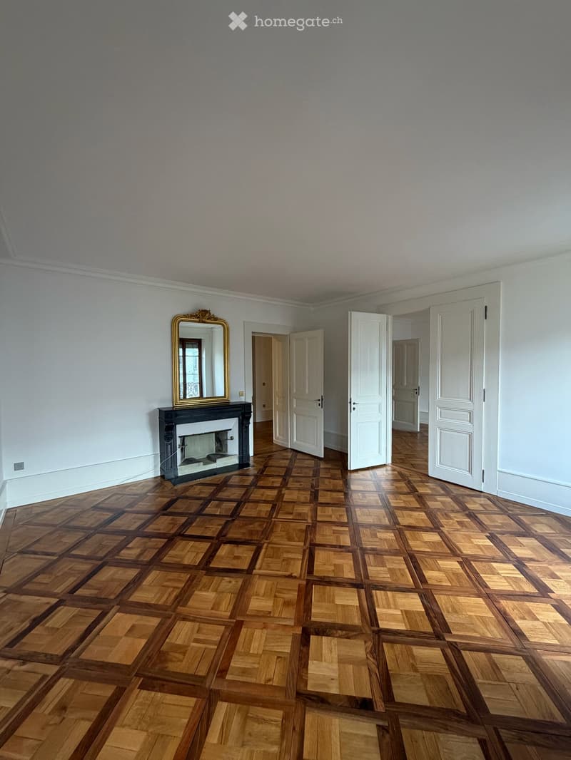 101 m² 4-room apartment in the heart of Geneva — steps from Rue de Rive (2)