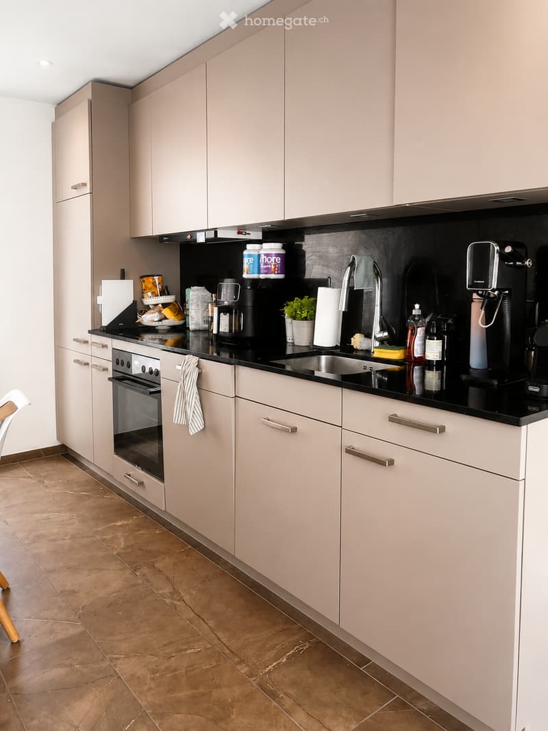 {"type": "Kitchen", "objects": ["oven", "sink", "faucet", "coffee maker", "oven mitt", "oven cleaner", "oven cleaner", "oven cleaner", "oven cleaner", "oven cleaner", "oven cleaner", "oven cleaner", "oven cleaner", "oven cleaner", "oven cleaner", "oven cl