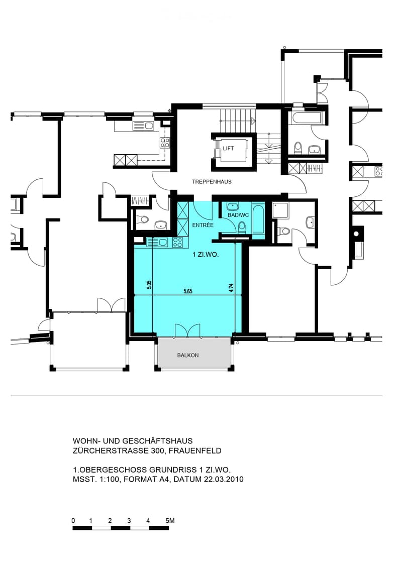 Floor plan of a residential and commercial building on Zücherstrasse 300, Frauenfeld. The layout includes a living room (1 Zi.WO.), entrance, bathroom/WC, staircase house, lift, and balcony.