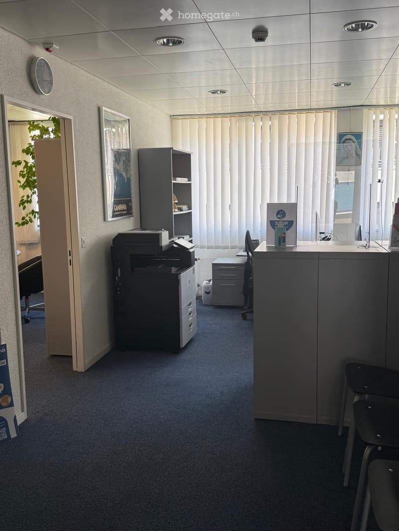 À louer – Bureau rénové au cœur de Lausanne (2)