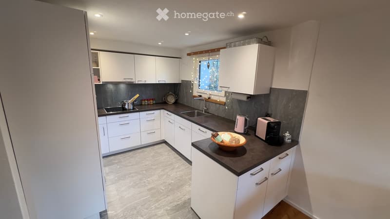 Gemütliche 3-Zimmer-Ferienwohnung in Andiast – Traumhafter Bergblick (7)