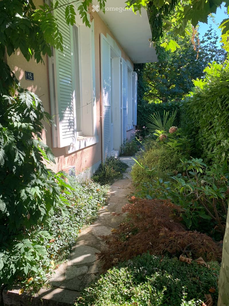 Duplex de charme de 154 m² meublé – vue Léman & Château de Chillon (16)