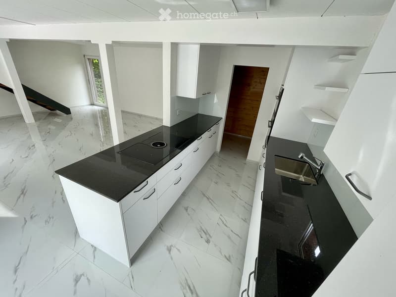 Grosszügiges, modernes Einfamilienhaus in Rümlingen (2)