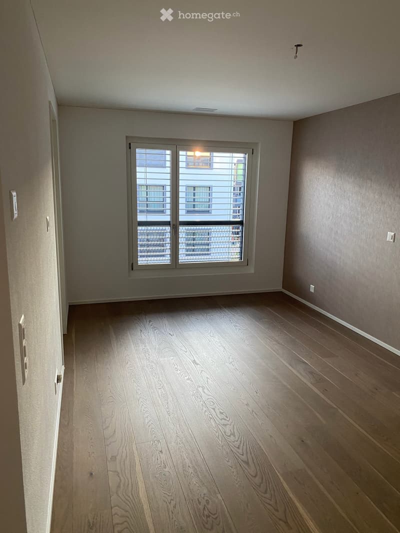 Exklusive 4.5-Zimmer-Wohnung mit 36 m² Sonnenterrasse (11)