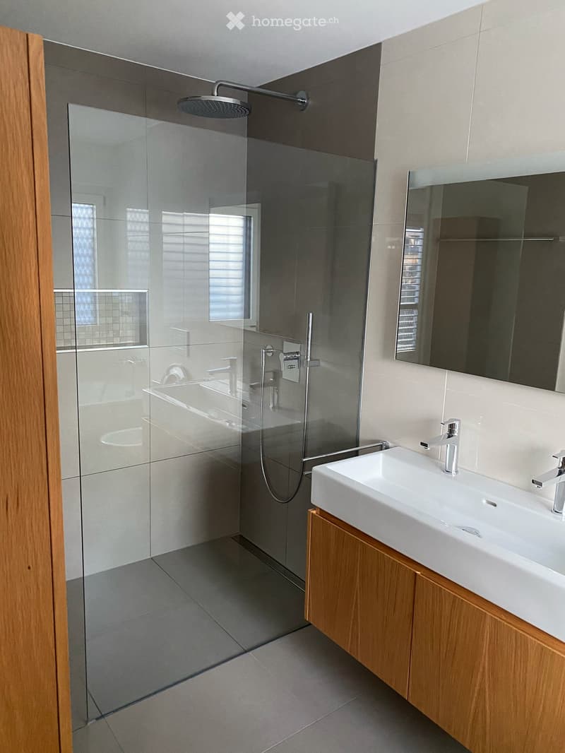 Exklusive 4.5-Zimmer-Wohnung mit 36 m² Sonnenterrasse (16)