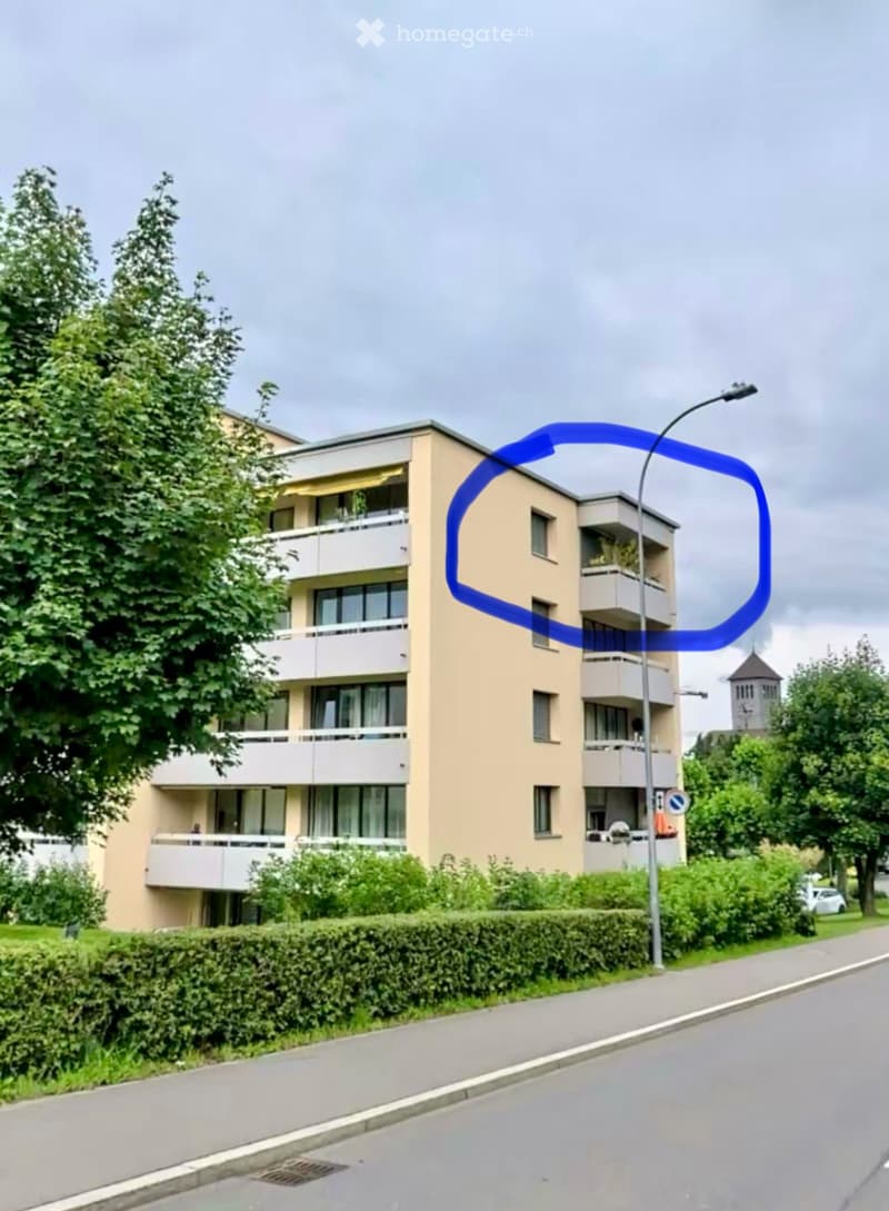 Helle 1.5-Zimmer-Wohnung im obersten Stock mit Weitsicht, 7 Min. zum Bahnhof (7)