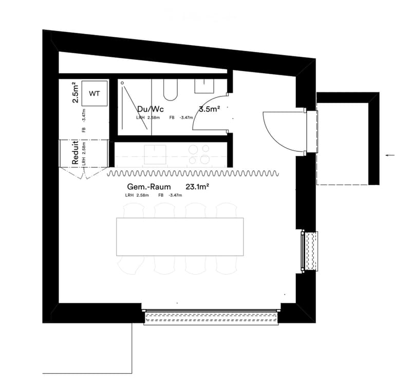 Floor plan showing a communal room (Gem.-Raum), a WC/Du, a small room (WT), and a hallway (Reduit).