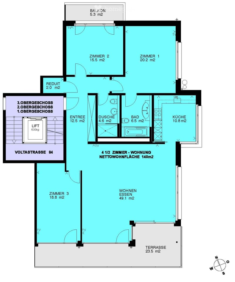 Floor plan of a 4.5-room apartment with a total living area of 140 m², including a living-dining area, three bedrooms, a kitchen, a bathroom, a shower, a hallway, a balcony, and a terrace.