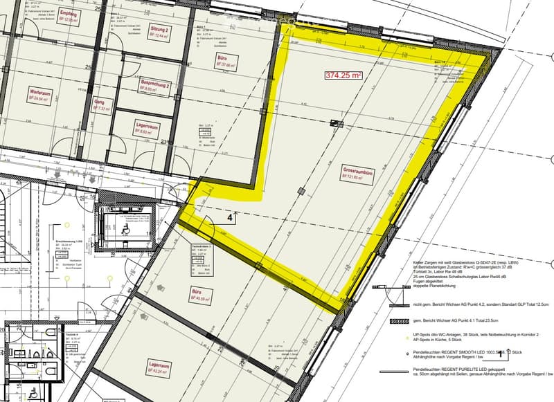Floor plan of a commercial building with labeled areas including offices, storage rooms, and technical spaces. Dimensions and floor levels are indicated.