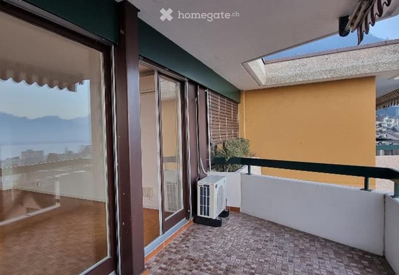A louer grand 2.5 pièces. Garage en sus CHF 150.- (21)