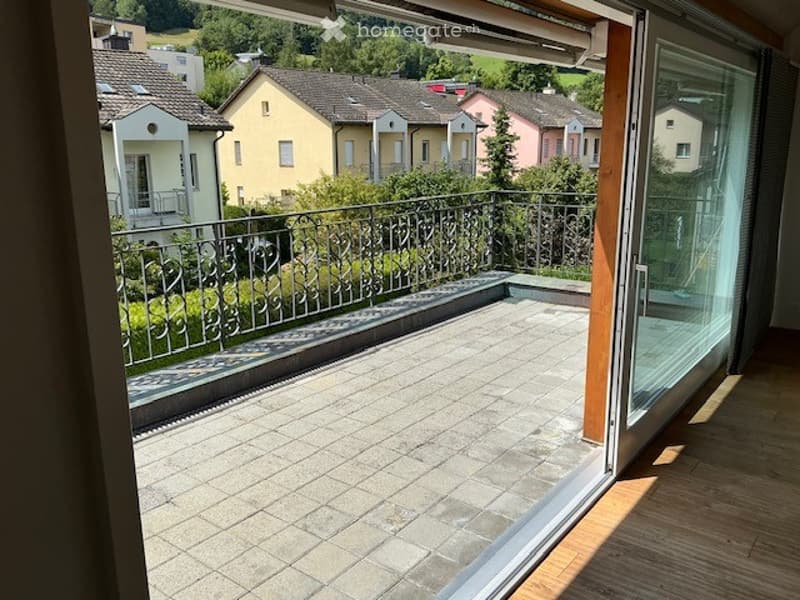 BEFRISTET: Grosszügige 4.5-Zimmer- Hausteil an ruhiger Lage (4)