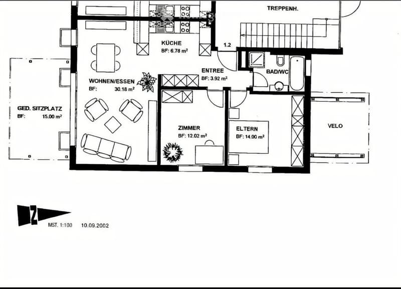 Floor plan of a 1-bedroom apartment with a combined living/dining area, kitchen, bathroom, and bedroom.