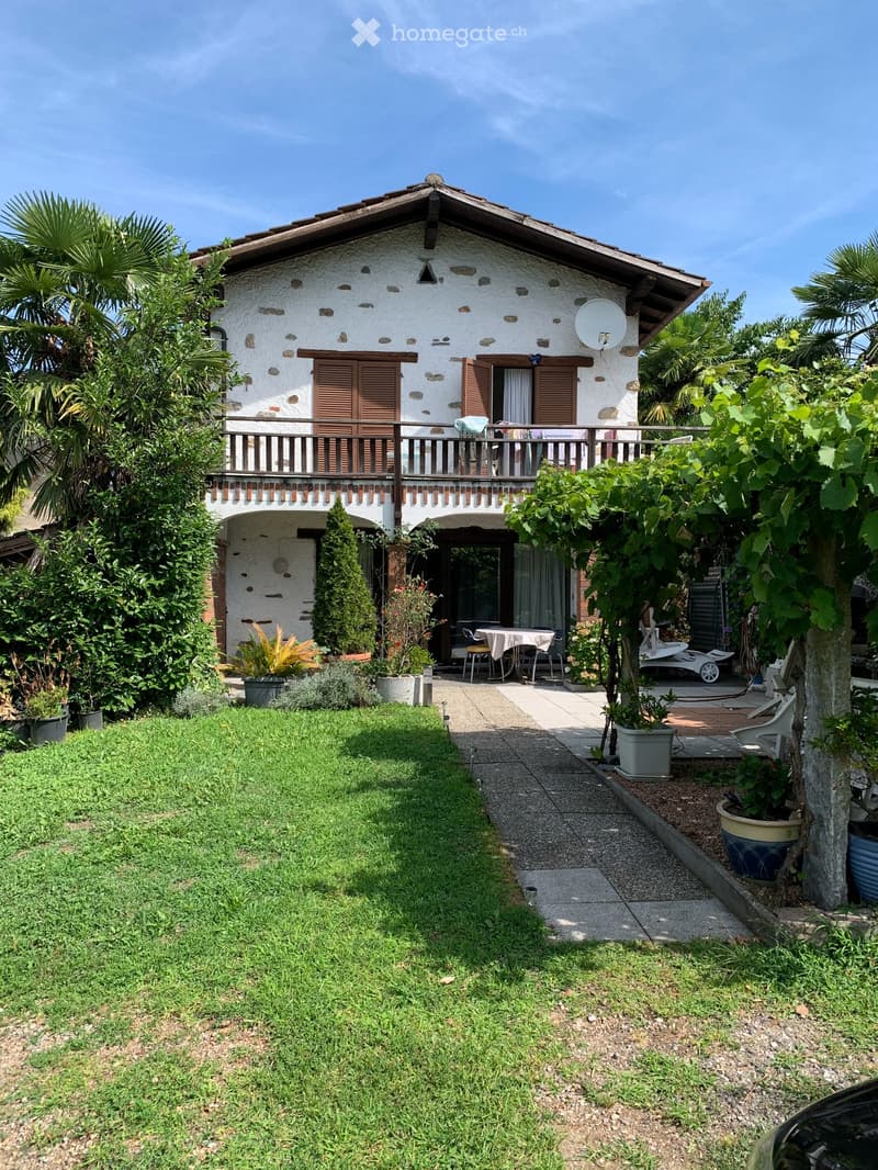 CADEMPINO - VENDESI TERRENO R2 CON PROGETTO PRELIMINARE APPROVATO E CON PICCOLA CASA ESISTENTE (3)
