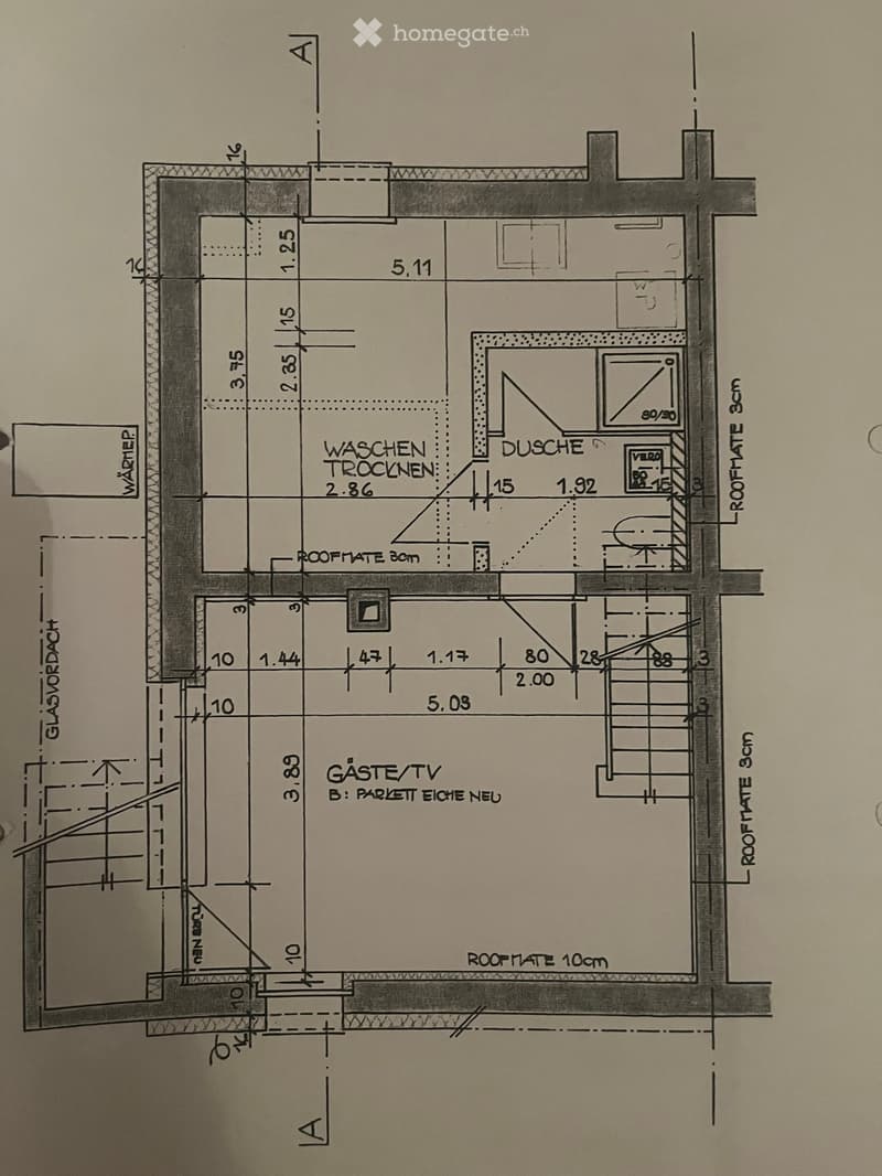 Floor plan showing a layout with labeled areas including a washing/drying area, shower, guest/TV area, and roof plate dimensions.
