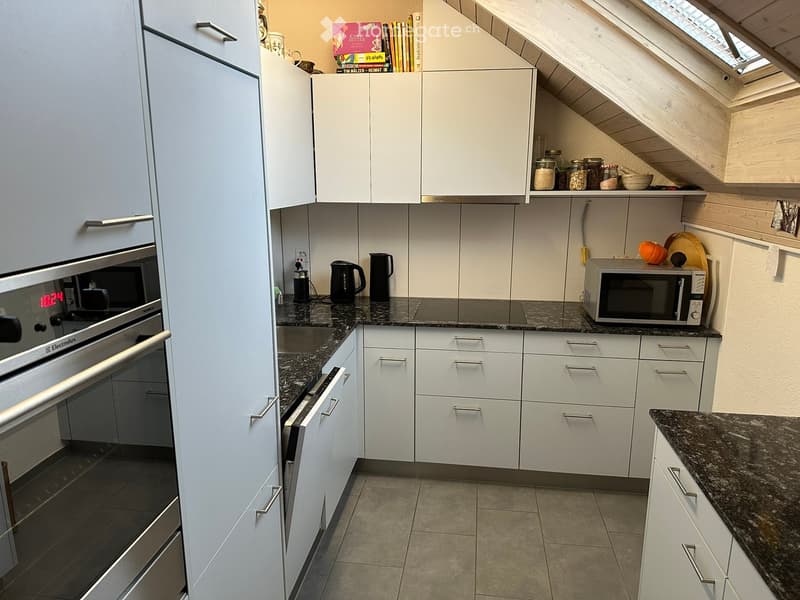 {"type": "Kitchen", "objects": ["oven", "microwave", "cupboard", "cupboard", "cupboard", "cupboard", "cupboard", "cupboard", "cupboard", "cupboard", "cupboard", "cupboard", "cupboard", "cupboard", "cupboard", "cupboard", "cupboard", "cupboard", "cupboard"