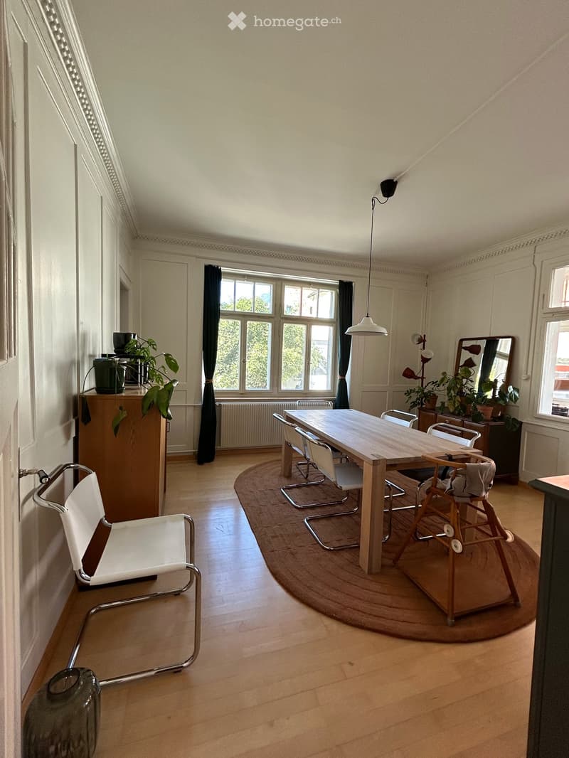 Nachmieter gesucht – wunderschöne 4.5-Zimmer-Altbauwohnung in Chur (2)