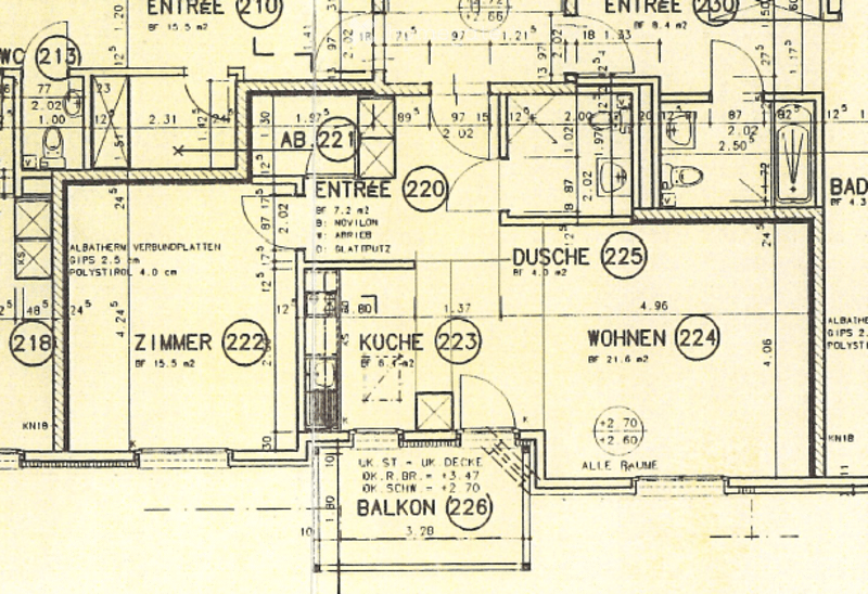 Floor plan of a residential unit showing entrance, living room, kitchen, bedroom, bathroom, and balcony.